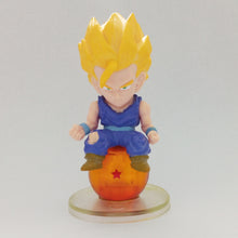 Cargar imagen en el visor de la galería, Dragon Ball Z - Son Gohan SSJ - Chara Puchi Cell (Bandai)
