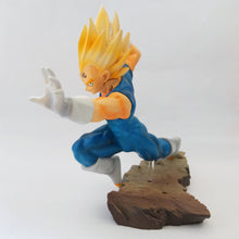 Cargar imagen en el visor de la galería, Dragon Ball Z - Vegeta SSJ (Majin) - 1/10 (Banpresto)
