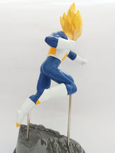 Load image into Gallery viewer, Dragon Ball Z - Vegeta - DX Display Figure (Banpresto)
