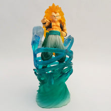 Load image into Gallery viewer, Dragon Ball Z - Gotenks SSJ3 - Ultimate Spark Majin Boo Edition (Bandai)
