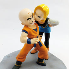 Load image into Gallery viewer, Dragon Ball Z - Ju-hachi Gou (Android 18) - Kuririn - Capsule World Edition (MegaHouse)
