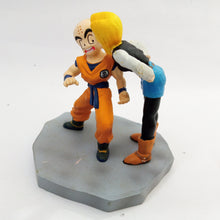 Load image into Gallery viewer, Dragon Ball Z - Ju-hachi Gou (Android 18) - Kuririn - Capsule World Edition (MegaHouse)
