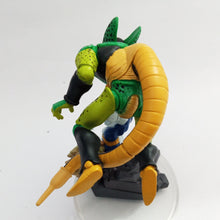 Load image into Gallery viewer, Dragon Ball Z - Vegeta SSJ - Semi-Perfect Cell - Imagination #9 (Bandai)
