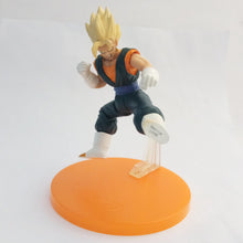 Load image into Gallery viewer, Dragon Ball Z - Vegito SSJ - 1/70 - DBZ Posing Set 4 (Unifive)
