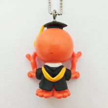 Cargar imagen en el visor de la galería, Assassination Classroom ~ Killing Swing ~ Octopus Wiener - Bandai Gachapon Strap Figure
