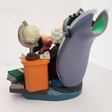 Load image into Gallery viewer, Tetsuwan Atom - Ochanomizu-hakase - Uran - Astro Boy - Vignette - Diorama Figure (Kaiyodo-Takara)
