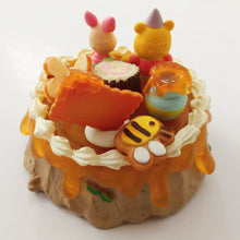 Load image into Gallery viewer, Winnie Pooh - Piglet - Pooh&#39;s Autumn Forest Birthday - Disney Character Happy Birthday Cake - Miniature (RE-MENT) 
