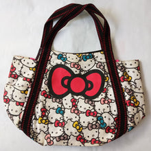 Load image into Gallery viewer, AmonnLisa x Hello Kitty Balloon Tote Bag - Cuchiwaii
