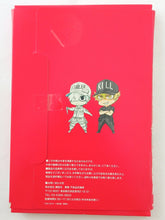 Cargar imagen en el visor de la galería, Hataraku Saibou - Killer T Cell - U - 1146 - Cells at Work - Special Edition Acrylic Keychain - Postcard (Kodansha) - Cuchiwaii
