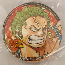 Cargar imagen en el visor de la galería, One Piece - Roronoa Zoro - WJ 50th Anniversary Commemoration Badge Collection

