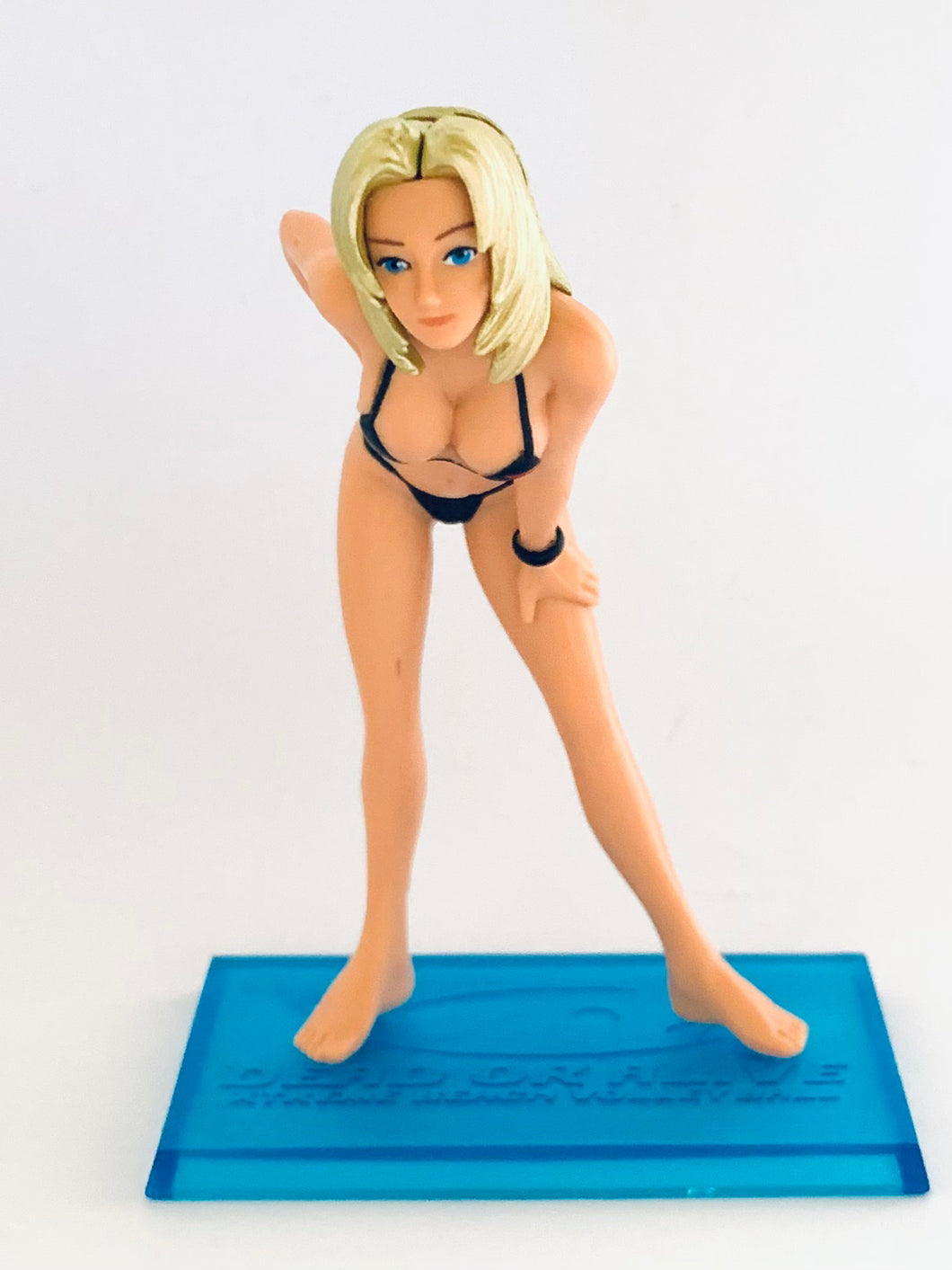Dead or Alive Xtreme Beach Volleyball - Tina Armstrong - HGIF Trading Figure - Hiyake Ver.