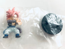 Cargar imagen en el visor de la galería, Dragon Ball GT - Gogeta SSJ4 - DB GT Deformation - Trading Figure
