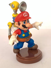 Cargar imagen en el visor de la galería, Super Mario Sunshine - Mario &amp; Pump - Choco Egg Figure - Shokugan - No. 05
