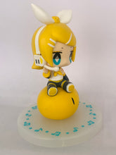 Cargar imagen en el visor de la galería, Vocaloid x Shumai-kun - Kagamine Rin x Karashi-Chan - Trading Figure
