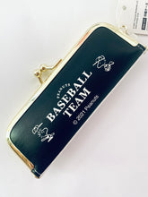 Cargar imagen en el visor de la galería, Peanuts - Snoopy Seal Case with Vermillion Gamaguchi Bag (Baseball)
