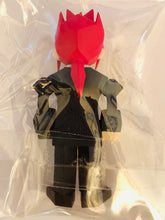 Cargar imagen en el visor de la galería, Final Fantasy VII Remake - Reno - Polygon Mini Figure - FVII Remake Hatsubai Kinen Kuji (Prize G)
