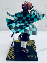Load image into Gallery viewer, Gekijouban Kimetsu no Yaiba: Mugen Ressha-hen - Kamado Tanjirou - Ichiban Kuji (B Prize)
