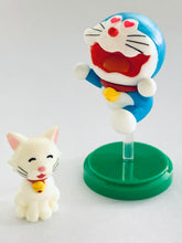 Cargar imagen en el visor de la galería, Doraemon - Choco Egg - Set of Mini Figures
