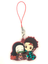 Load image into Gallery viewer, Kimetsu no Yaiba - Tanjirou &amp; Nezuko - Metsu! Capsule Rubber Mascot 3
