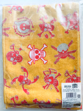 Cargar imagen en el visor de la galería, One Piece Dome Tour Muffler Towel ~Total Pattern/Yellow~
