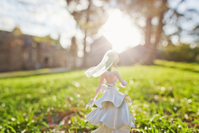 Cargar imagen en el visor de la galería, Lupin III - Rebecca Rossellini - Creator×Creator - Wedding ver. Figure
