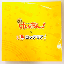 Cargar imagen en el visor de la galería, K-ON!! x Lotteria - Akiyama Mio - Trading Can Badge
