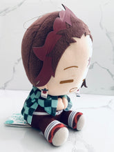 Load image into Gallery viewer, Kimetsu no Yaiba - Kamado Tanjirou - Dekkai Nuigurumi - Big Pofutto Plush
