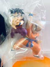 Cargar imagen en el visor de la galería, Dragon Ball Z - Son Gohan - Krilin - Posing Figure #1
