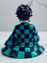 Load image into Gallery viewer, Kimetsu no Yaiba - Kamado Tanjirou - Premium Chokonose Figure
