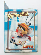 Cargar imagen en el visor de la galería, One Piece - Tony Tony Chopper - Wheelie Pirate Keychain
