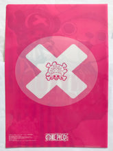 Cargar imagen en el visor de la galería, One Piece - Tony Tony Chopper - A4 Clear File - 7-Eleven Campaign
