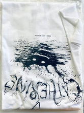 Cargar imagen en el visor de la galería, Full Metal Panic Catherine T-shirt XL Size
