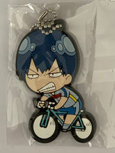 Cargar imagen en el visor de la galería, Yowamushi Pedal Grande Road Rubber Keyholder Collection Hakone Gakuen + Kyouto Fushimi Interhigh ver.
