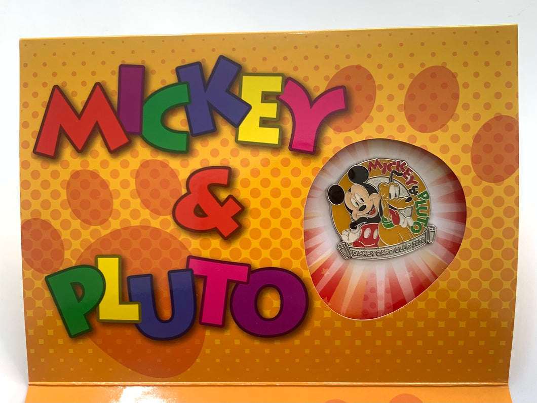 Disney Characters - Mickey & Pluto - Pin Badge - Disney JBC Card Club