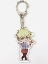 Cargar imagen en el visor de la galería, New Danganronpa V3: Minna no Koroshiai Shingakki - Amami Rantarou - New Danganronpa V3 × Sweets Paradise Trading Acrylic Keychain
