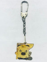 Load image into Gallery viewer, Tottoko Hamtaro - Taisho-kun - Metal Keychain
