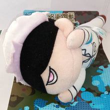 Cargar imagen en el visor de la galería, Jujutsu Kaisen GRAFFITI x BATTLE Prize G Lying Down Plush Toy (Sega) - Cuchiwaii
