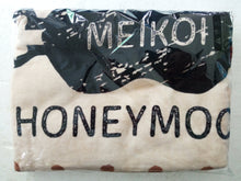 Cargar imagen en el visor de la galería, Meiji Tokyo Renka - Meikoi Hakodate Honeymoon - Towel - Cuchiwaii
