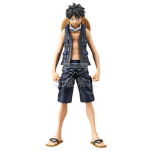 Cargar imagen en el visor de la galería, One Piece Film Gold - Monkey D. Luffy - DXF Figure - The Grandline Men Vol.6 - Cuchiwaii
