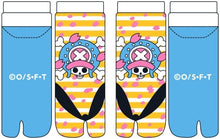 Cargar imagen en el visor de la galería, One Piece - Tony Tony Chopper - Tabi Socks - Cuchiwaii
