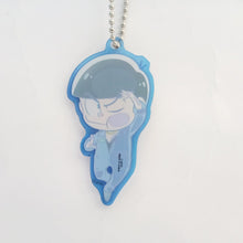 Load image into Gallery viewer, Osomatsu - san - Matsuno Karamatsu - Acrylic Keychain - Keyholder - Pita! Deforme (Takara Tomy A.R.T.S.) - Cuchiwaii
