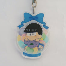 Load image into Gallery viewer, Osomatsu - san - Matsuno Karamatsu - Acrylic Keychain (Set) - Keyholder - Pulish - Present Balloon ver (Exrare) - Cuchiwaii
