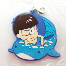 Load image into Gallery viewer, Osomatsu - san - Matsuno Karamatsu - Ichiban Kuji ~Natsu da! Umi da! Bakansu dajo!~ - Rubber Strap - Strap (Banpresto) - Cuchiwaii
