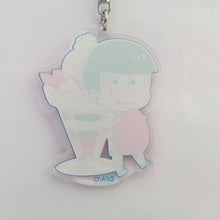 Load image into Gallery viewer, Osomatsu - san x Animate Cafe - Matsuno Todomatsu - Trading Acrylic Keychain 3rd Edition - Sweets ver. - Cuchiwaii
