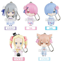 Cargar imagen en el visor de la galería, Re:Zero − Starting Life in Another World - Emilia - Collection Figure Mascot Kimono Ver. - Cuchiwaii
