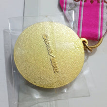 Load image into Gallery viewer, Seven Deadly Sins - Elizabeth - Decoration Medal - Cuchiwaii
